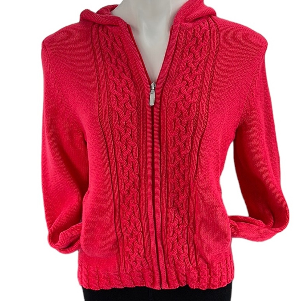 Cotton knit hoodie size small  zip up with front pockets